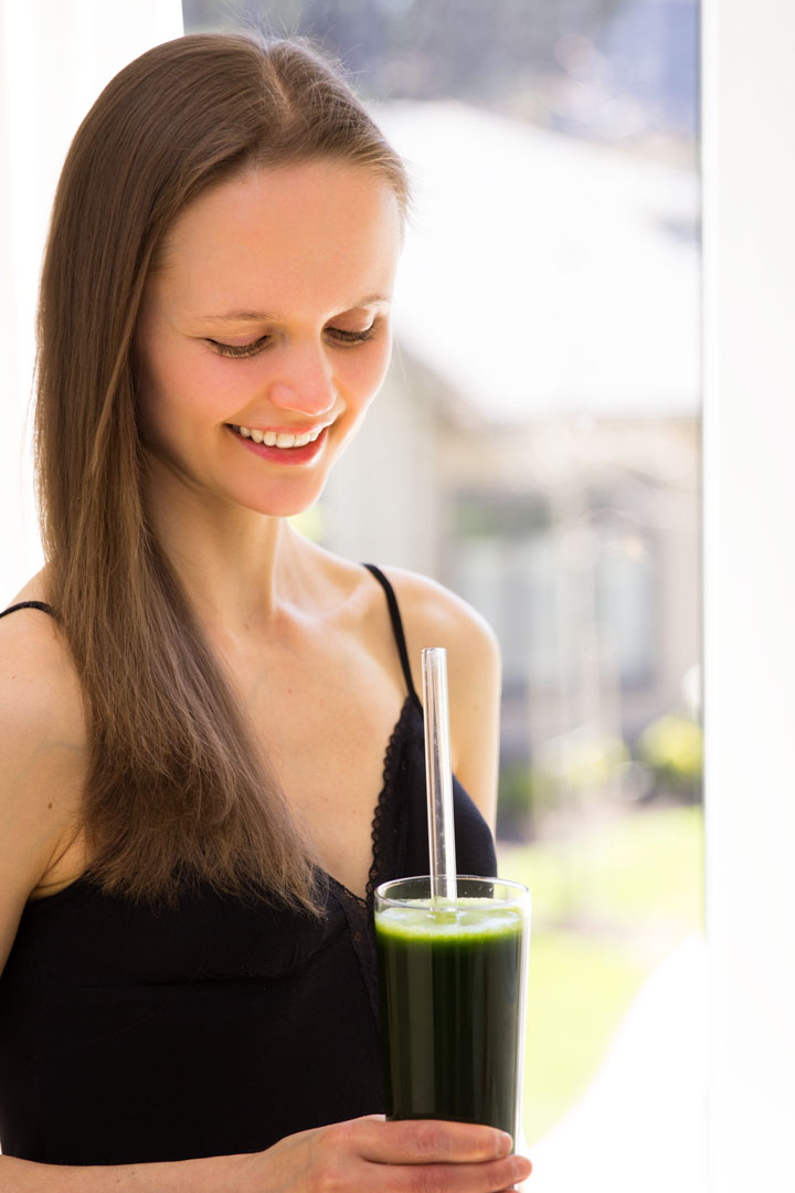 Petra Scott drinking a green smoothie