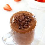 chocolate smoothie with greens - vegan, paleo, raw