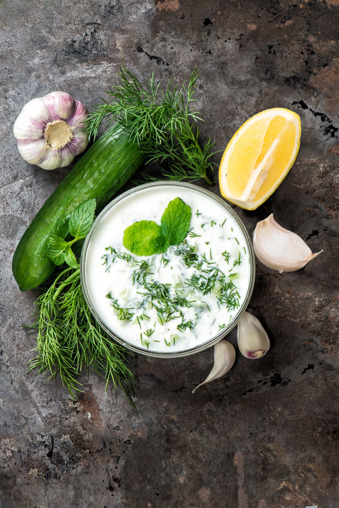 tzatziki sauce - vegan, paleo, raw