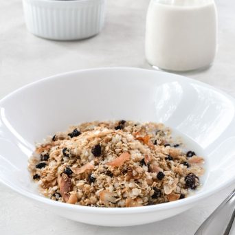 homemade muesli - paleo (grain-free), nut-free, oil-free, sugar-free