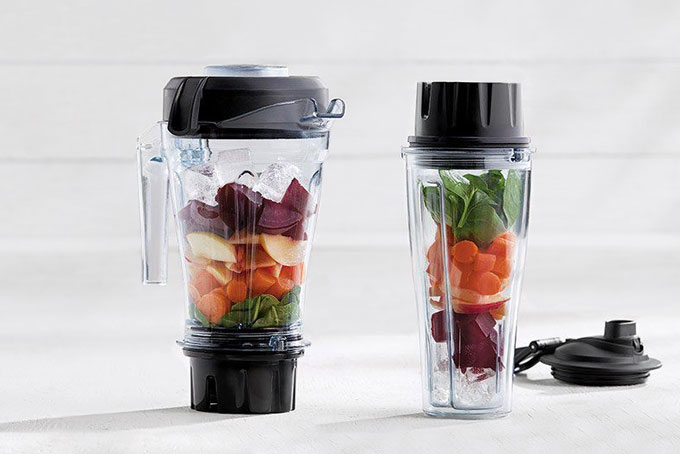 how to load Vitamix container