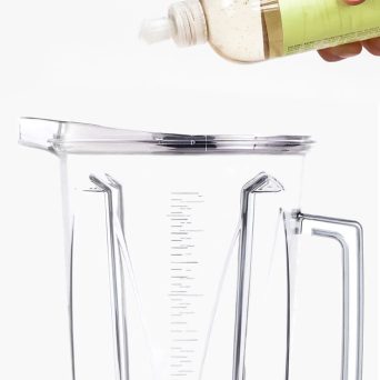 how to clean a Vitamix container