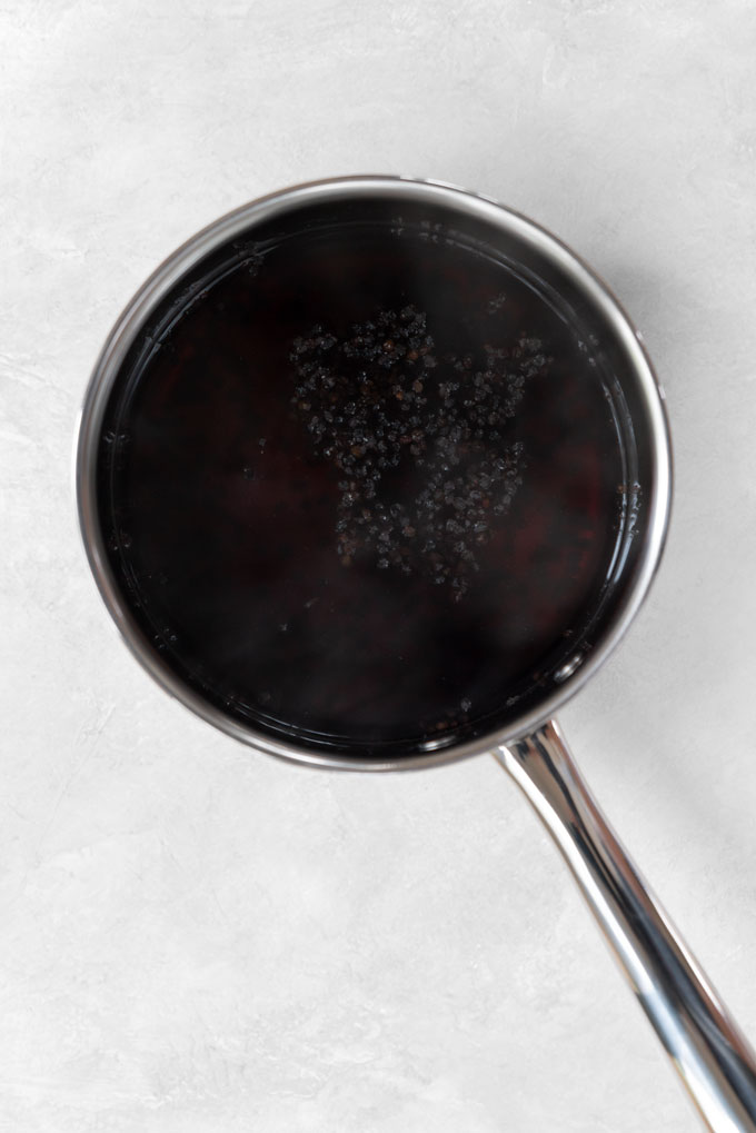 how to make elderberry tea from dried elderberries