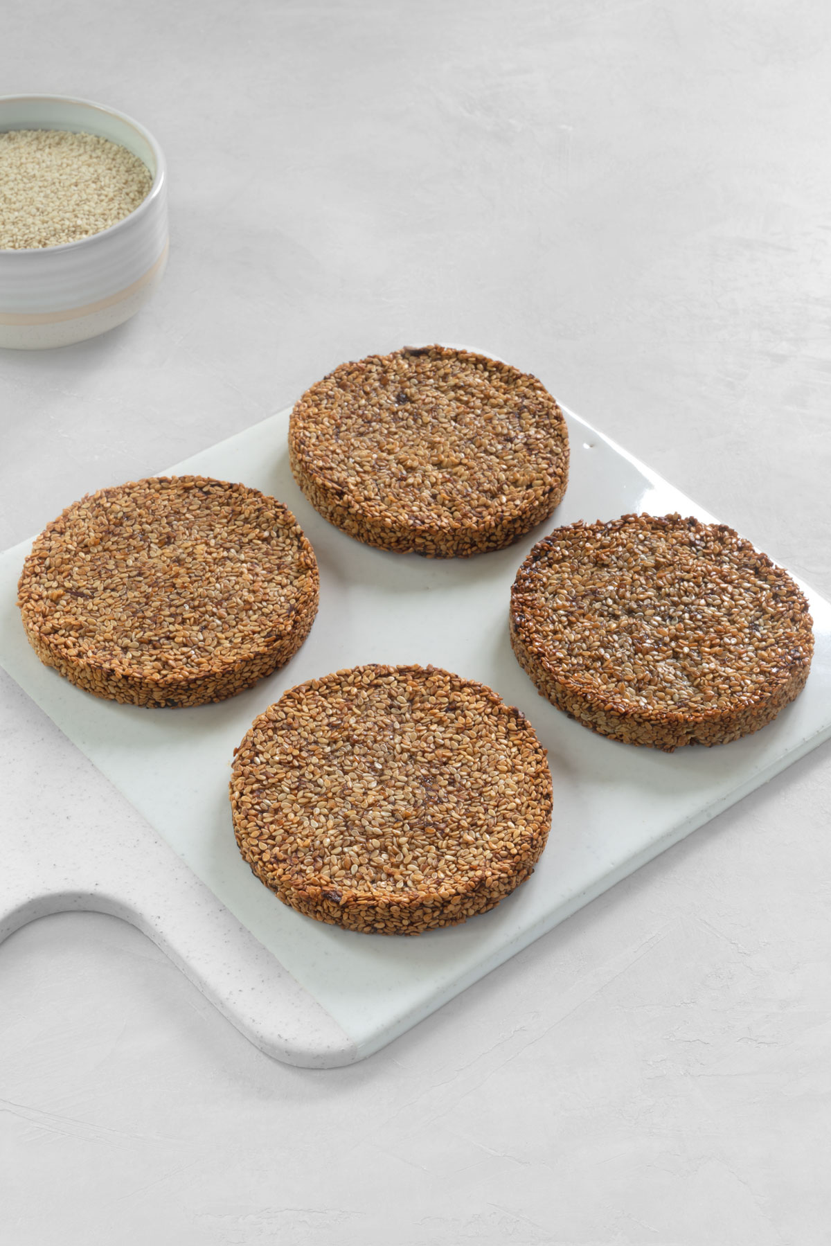 sesame cakes